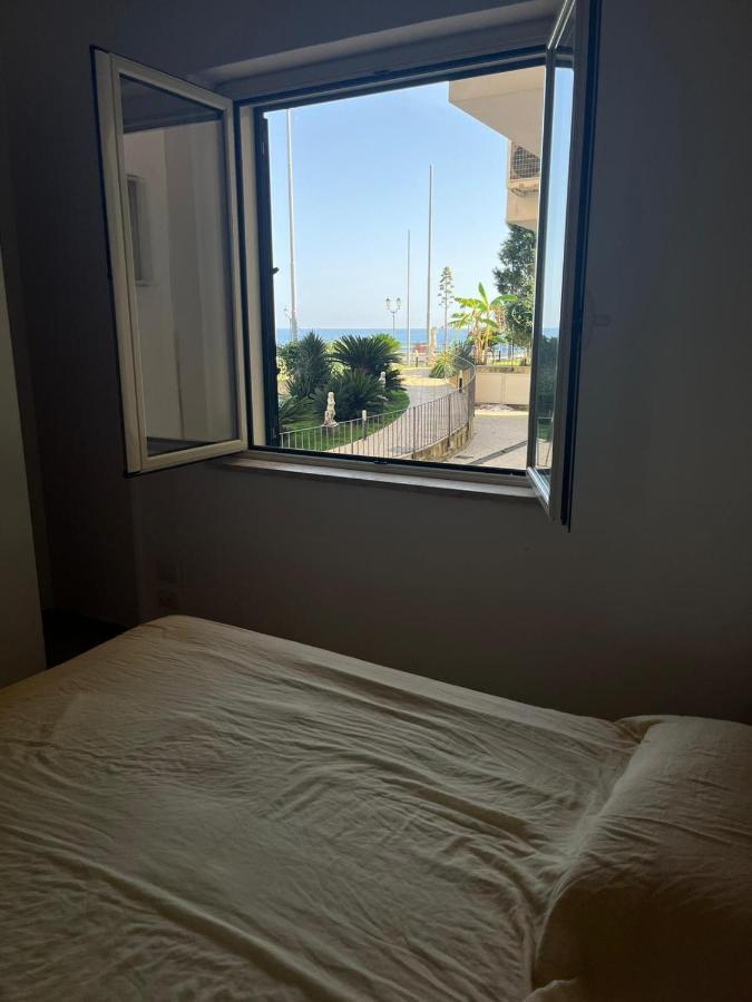시데르노 마리나 Bilocale Vista Mare Sul Lungomare 아파트 외부 사진